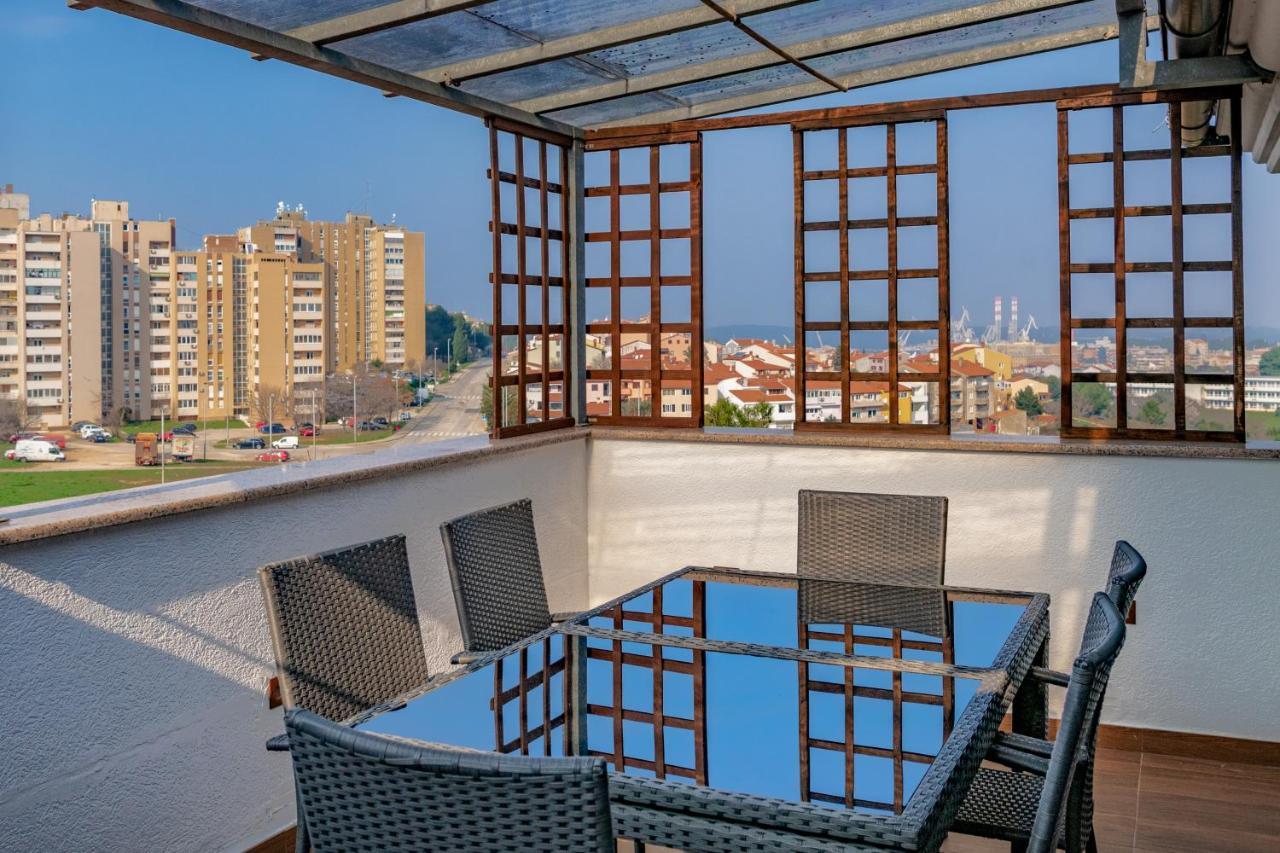 Apartment Rooftop Пула Екстериор снимка